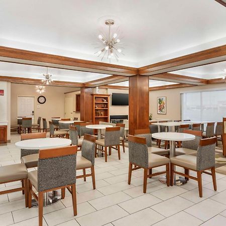 Best Western Plus Riata Brownwood Exterior photo