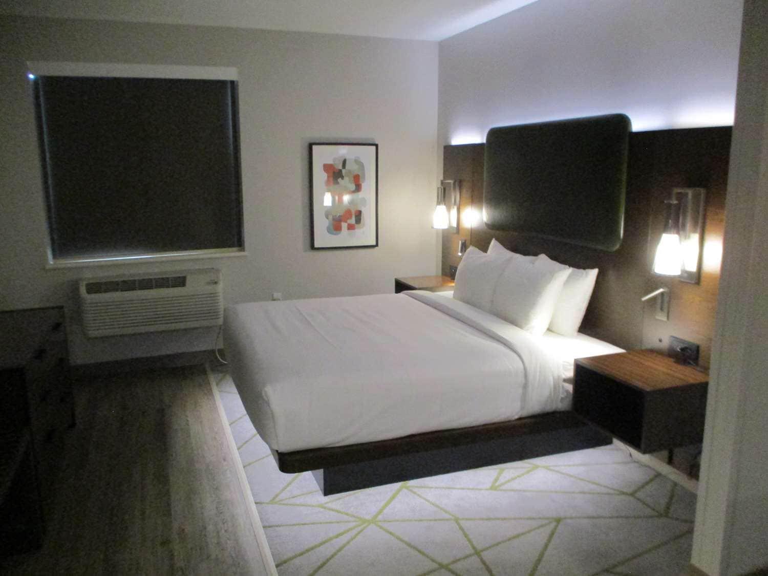 Best Western Plus Riata Brownwood Exterior photo